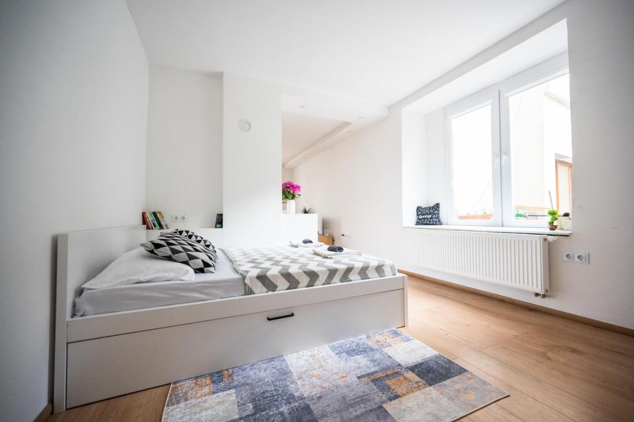 Modern Studio Apartment In The Old Town Sarajevo Ngoại thất bức ảnh