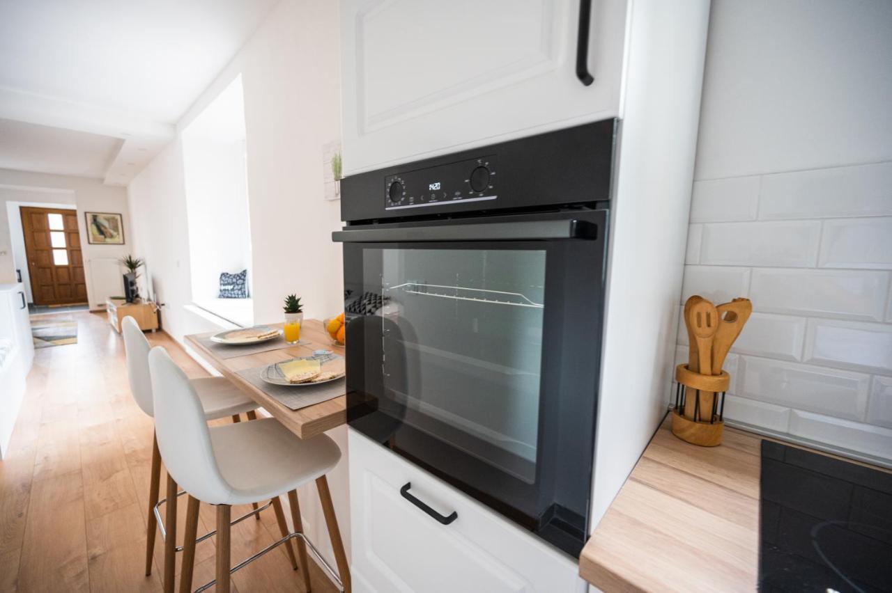 Modern Studio Apartment In The Old Town Sarajevo Ngoại thất bức ảnh